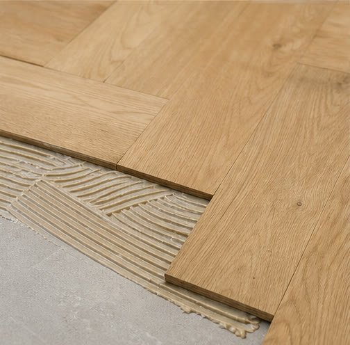 Präzise verlegter Holzboden